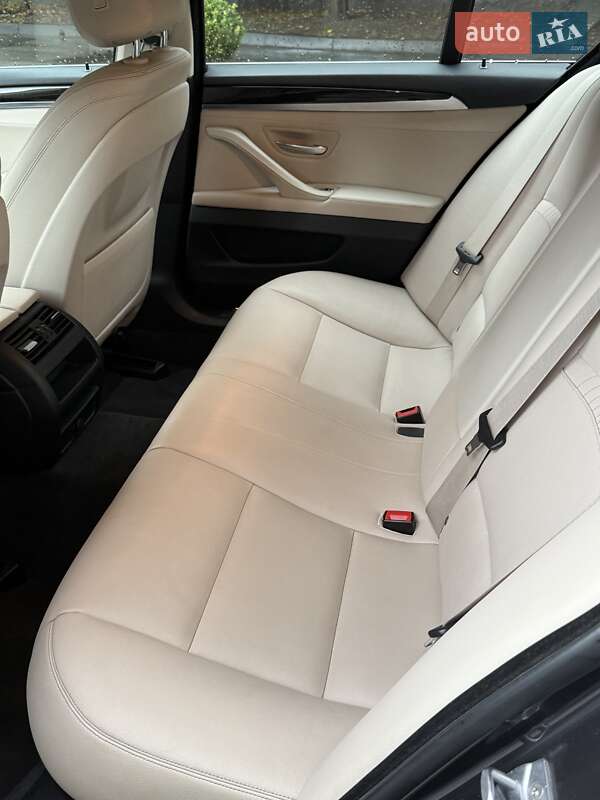 Седан BMW 5 Series 2014 в Києві
