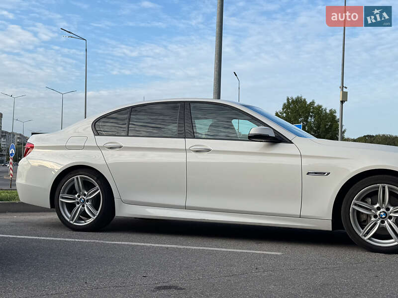 Седан BMW 5 Series 2015 в Виннице