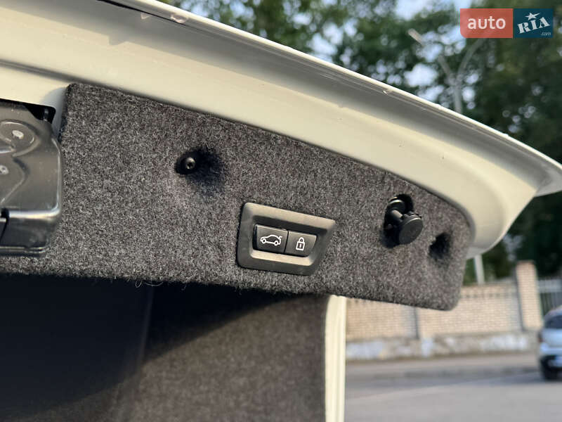 Седан BMW 5 Series 2015 в Виннице