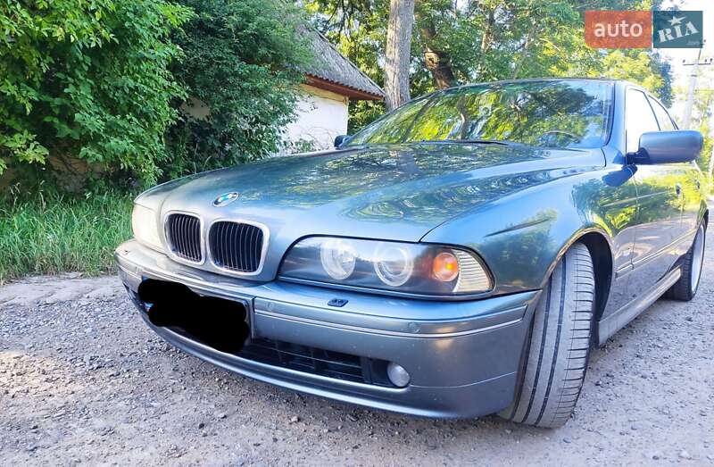 BMW 5 Series 2002 BMW 5 Series 2002