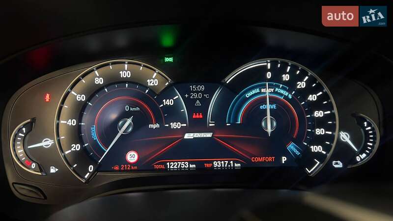 Седан BMW 5 Series 2017 в Львове