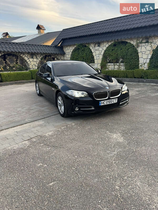 Седан BMW 5 Series 2016 в Львове