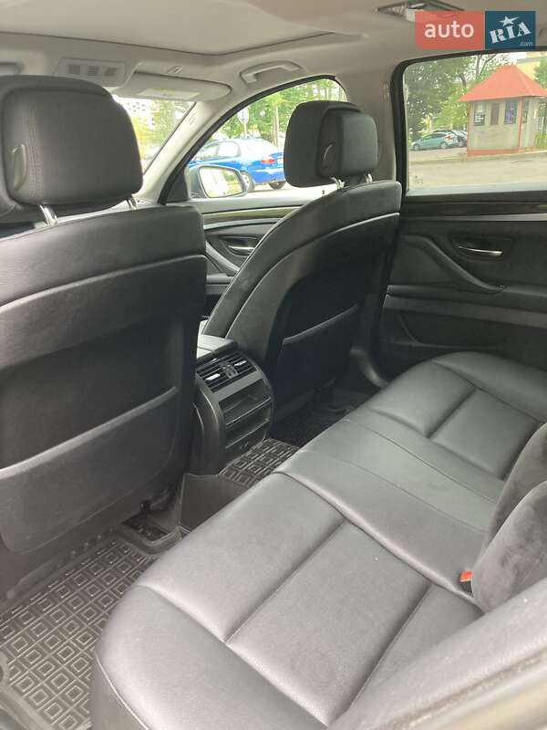 Седан BMW 5 Series 2013 в Львове фото 19 Седан BMW 5 Series 2013 в Львове