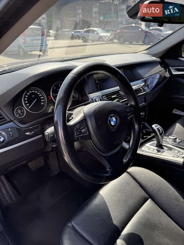 Седан BMW 5 Series 2011 в Києві фото 11 Седан BMW 5 Series 2011 в Києві