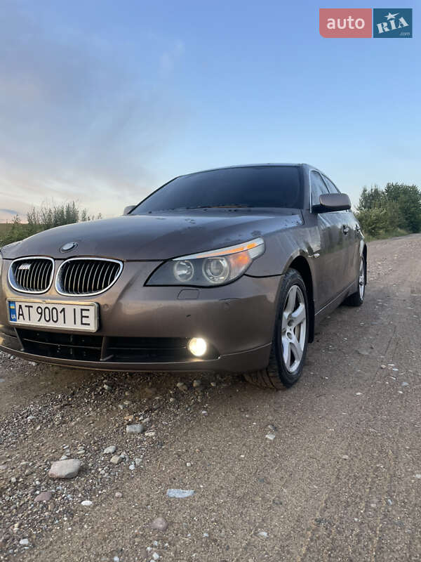 Седан BMW 5 Series 2005 в Чернівцях