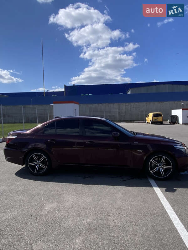 Седан BMW 5 Series 2008 в Виннице