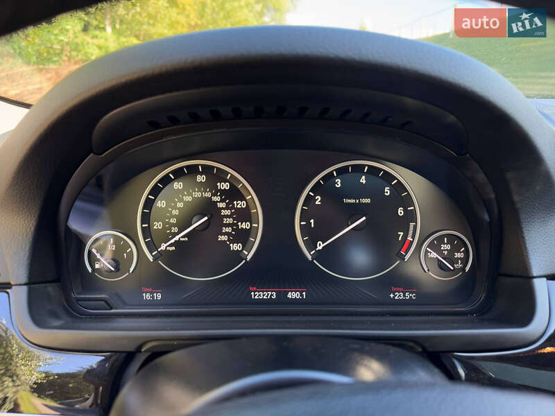 Седан BMW 5 Series 2015 в Киеве