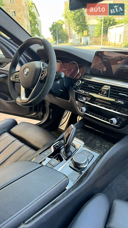 Седан BMW 5 Series 2018 в Ізмаїлі