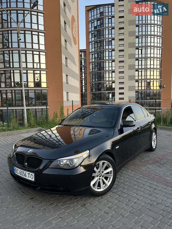 BMW 5 Series 2004