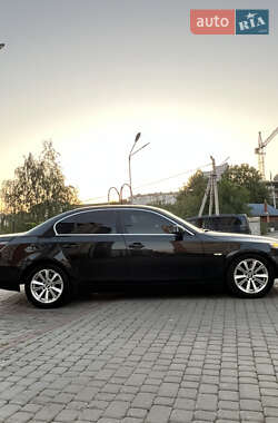 Седан BMW 5 Series 2004 в 