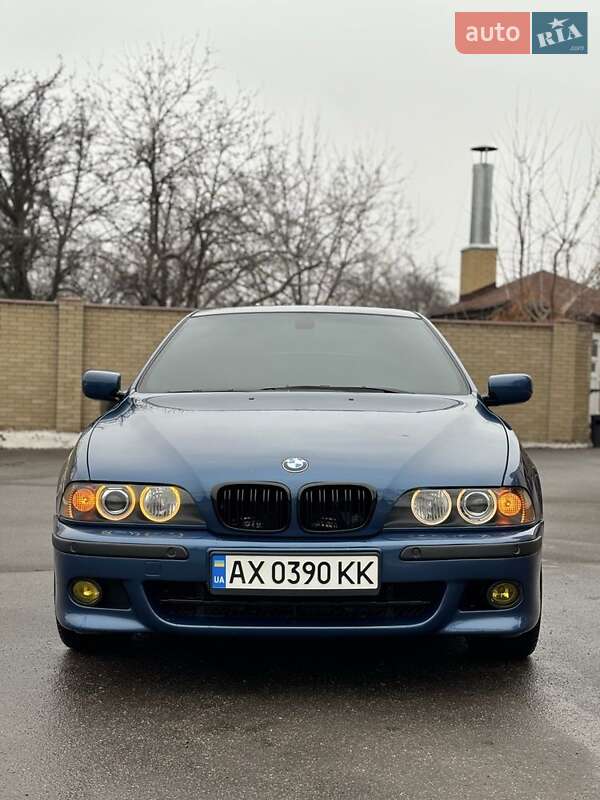Седан BMW 5 Series 2000 в Харькове
