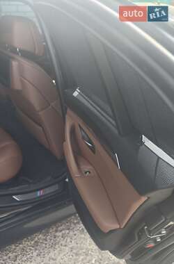 Седан BMW 5 Series 2012 в 