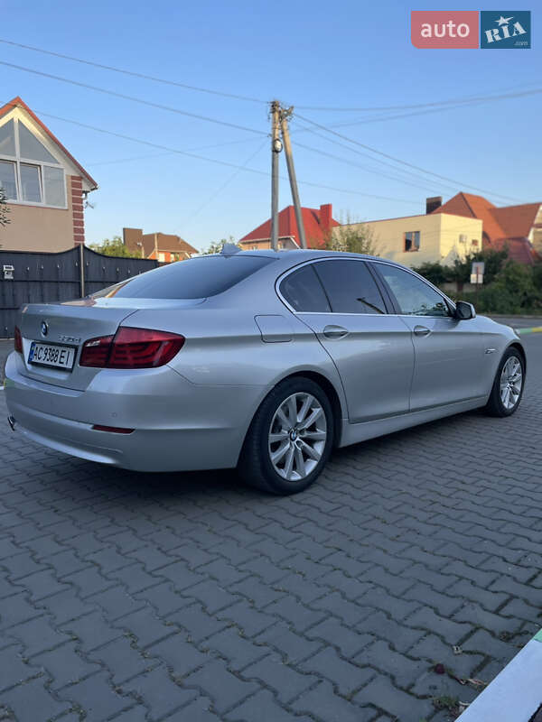 Седан BMW 5 Series 2010 в Луцке
