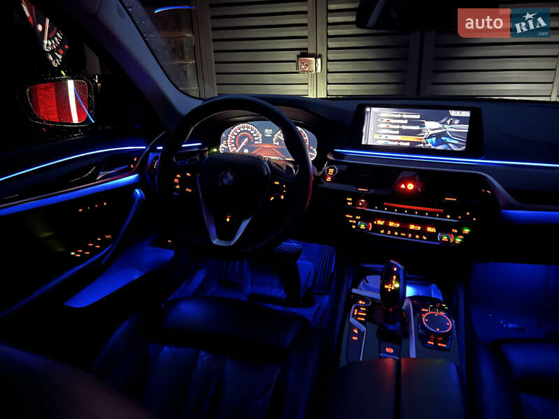 Седан BMW 5 Series 2017 в Рівному