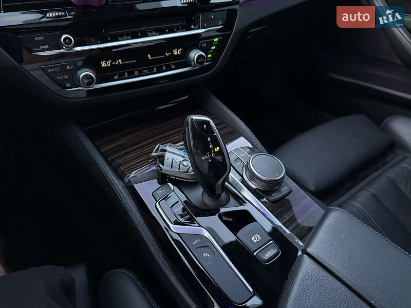 Седан BMW 5 Series 2019 в Вінниці фото 60 Седан BMW 5 Series 2019 в Вінниці