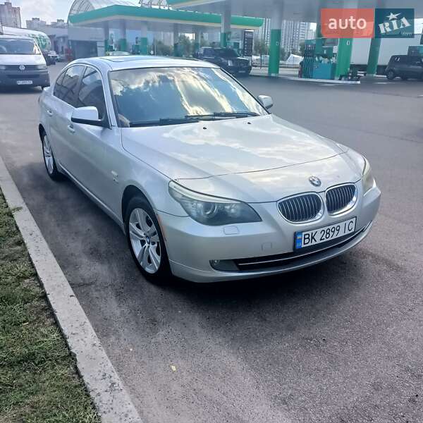 Седан BMW 5 Series 2009 в Киеве