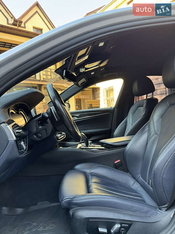 Седан BMW 5 Series 2017 в Черновцах