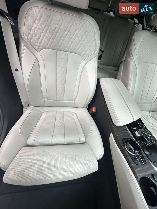 Седан BMW 5 Series 2020 в Львове фото 39 Седан BMW 5 Series 2020 в Львове