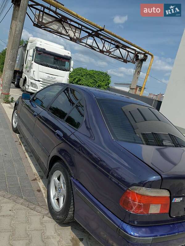 Седан BMW 5 Series 1998 в Галиче