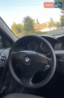 Седан BMW 5 Series 2004 в 