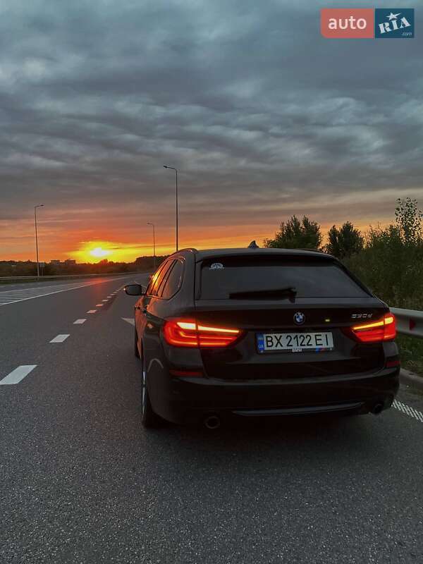 Универсал BMW 5 Series 2017 в Хмельницком