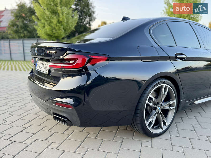 Седан BMW 5 Series 2018 в Киеве фото 39 Седан BMW 5 Series 2018 в Киеве