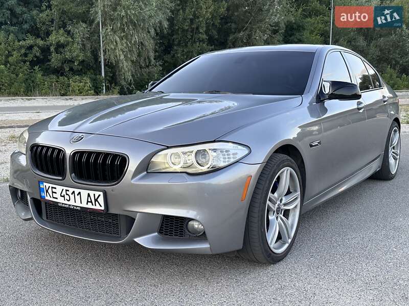 BMW 5 Series 2012