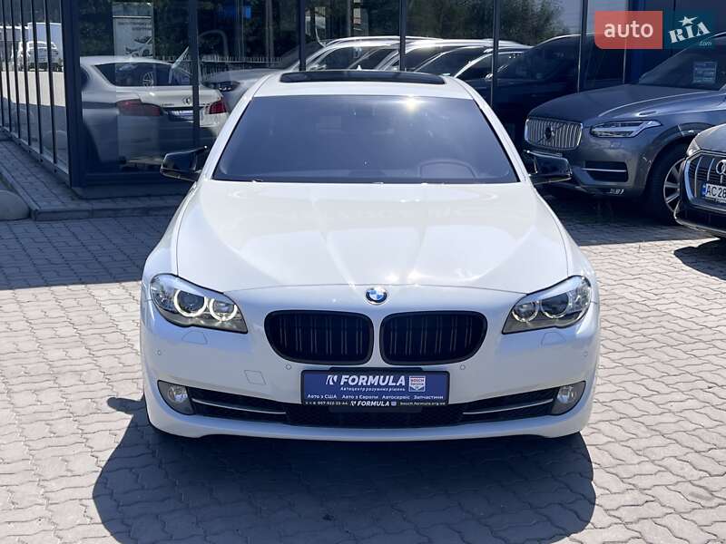 Седан BMW 5 Series 2013 в Нововолинську