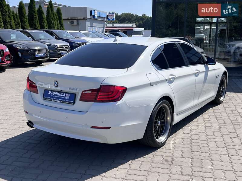 Седан BMW 5 Series 2013 в Нововолинську