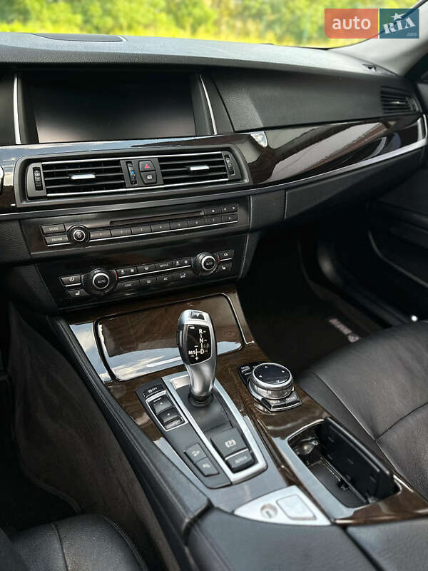 Седан BMW 5 Series 2013 в Киеве