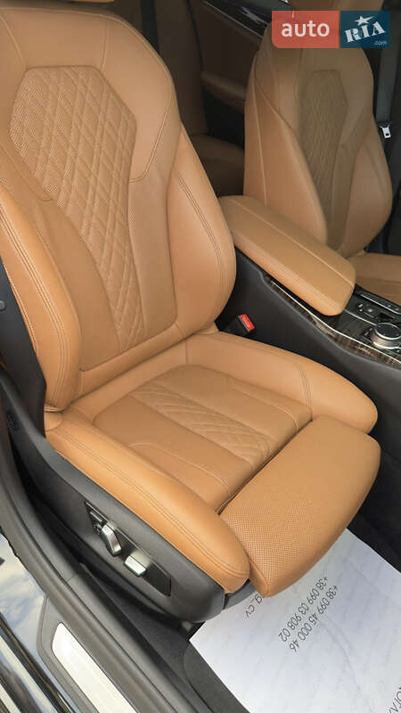 Седан BMW 5 Series 2021 в Черновцах