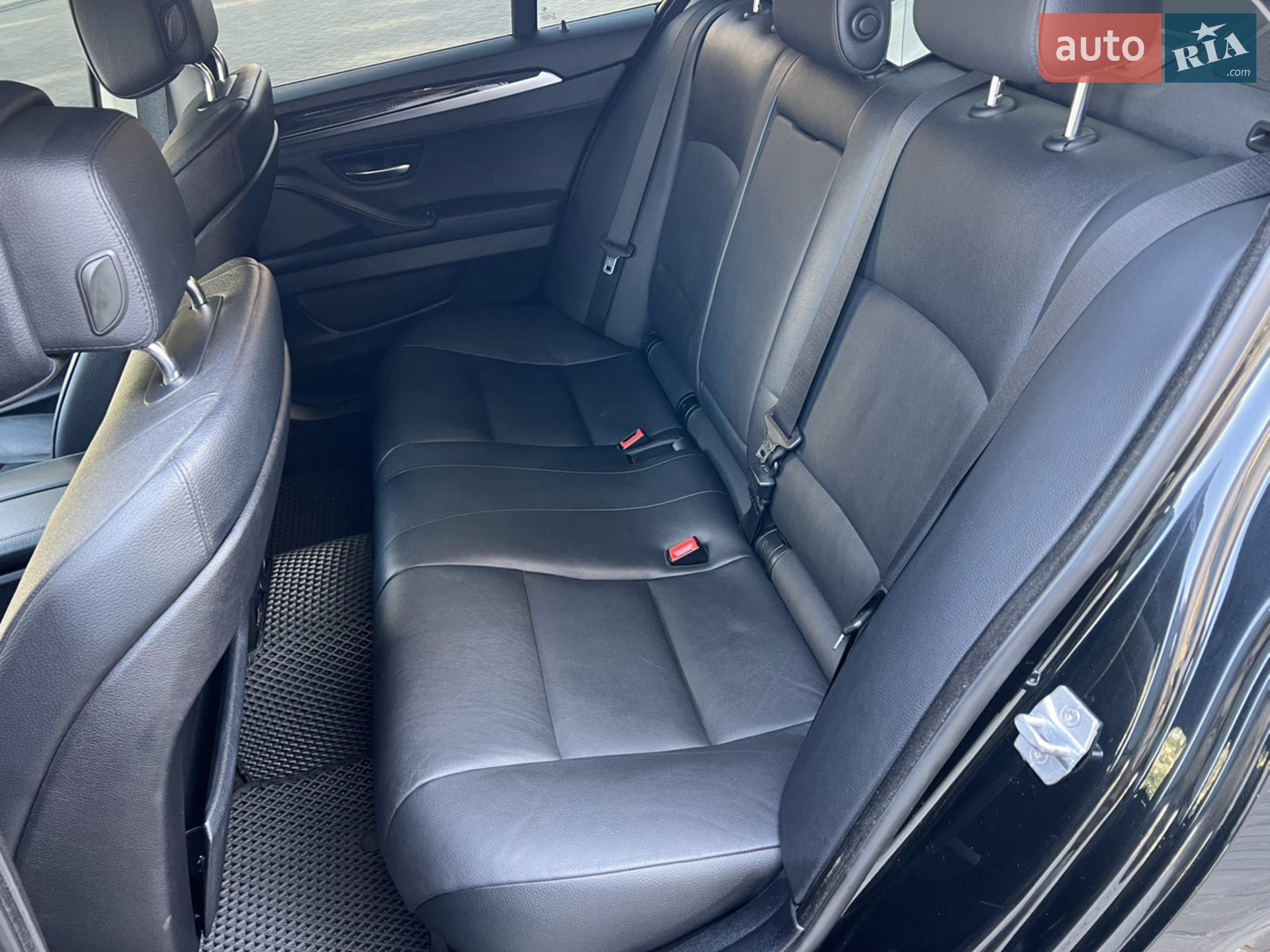 2013 BMW 5er - мініатюра 18