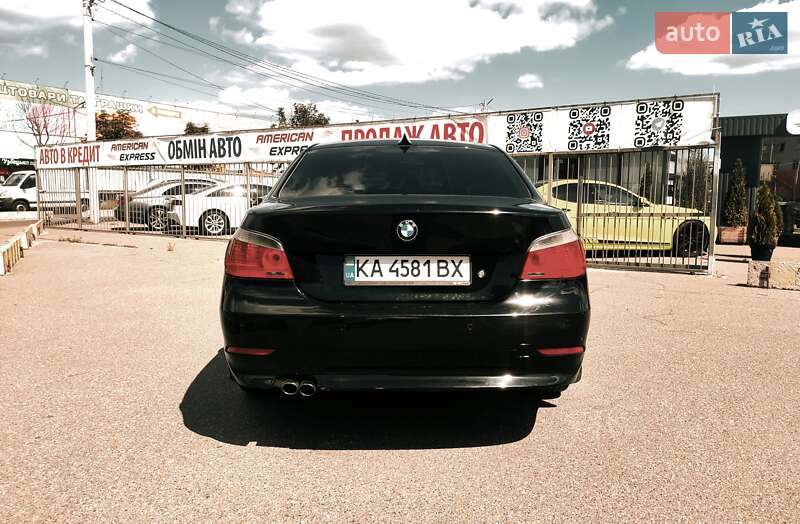 Седан BMW 5 Series 2004 в Киеве
