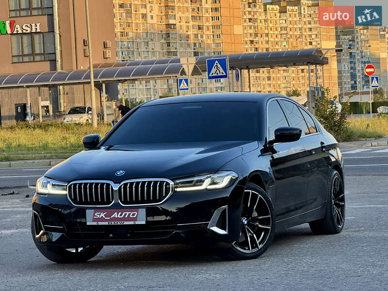 BMW 5 Series 2021