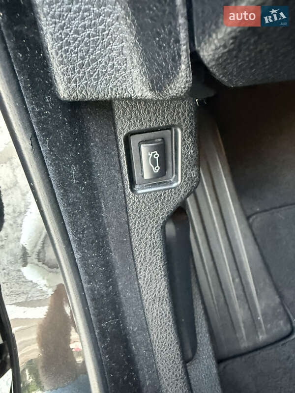 Седан BMW 5 Series 2013 в Киеве фото 30 Седан BMW 5 Series 2013 в Киеве