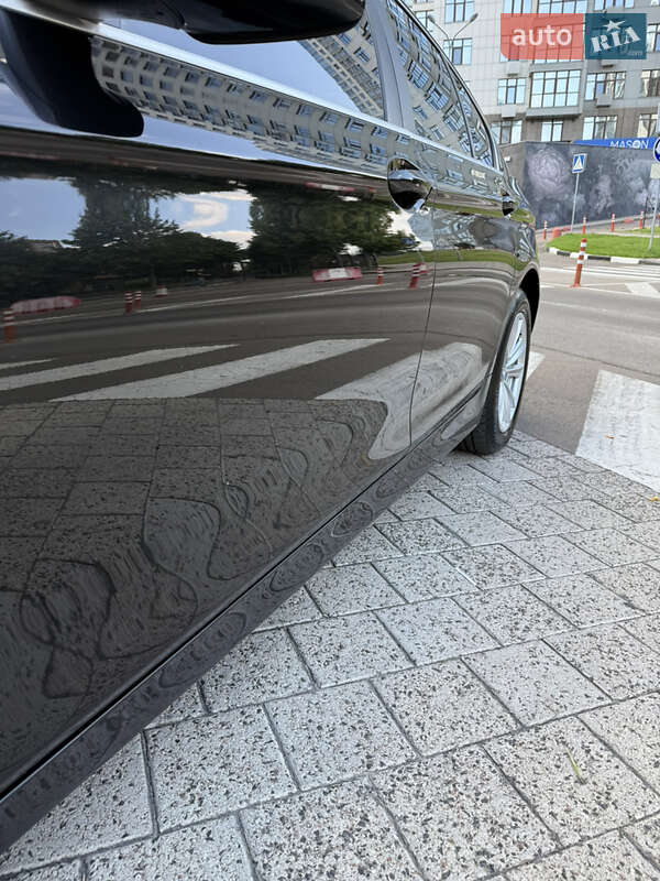 Седан BMW 5 Series 2013 в Киеве фото 54 Седан BMW 5 Series 2013 в Киеве