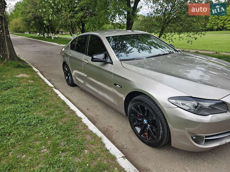 BMW 5 Series 2012