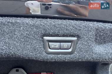 Седан BMW 5 Series 2023 в 