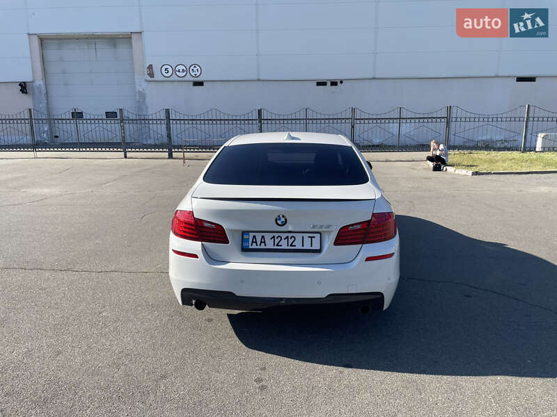 Седан BMW 5 Series 2015 в Києві