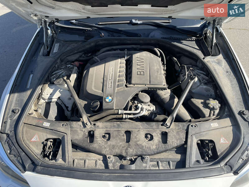 Седан BMW 5 Series 2015 в Києві