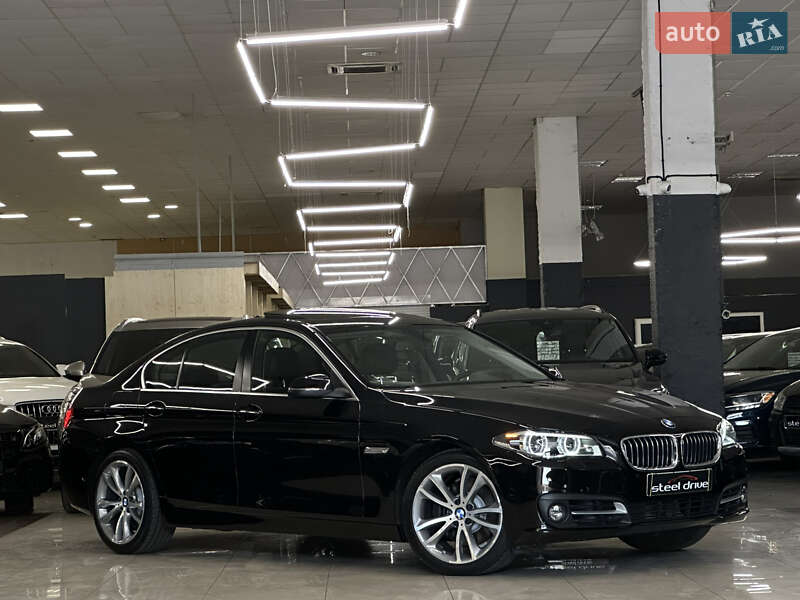 Седан BMW 5 Series 2015 в Миколаєві