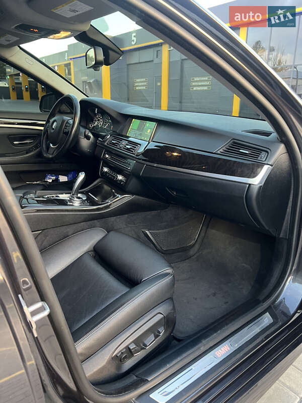 Седан BMW 5 Series 2014 в Харькове