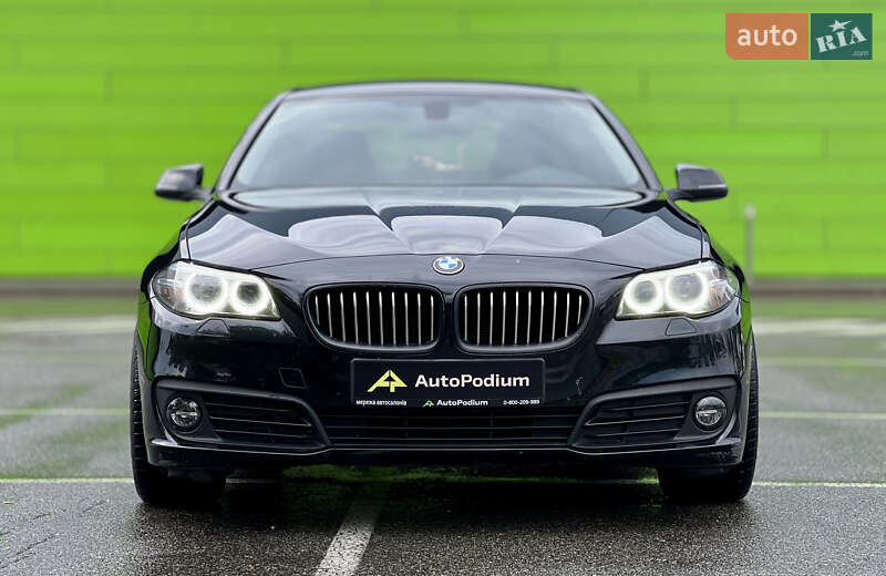 Седан BMW 5 Series 2016 в Киеве