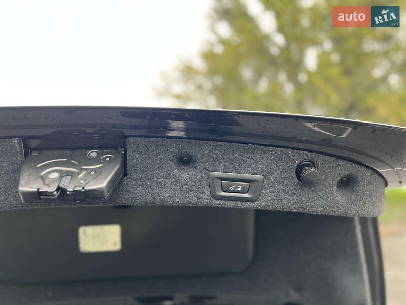 Седан BMW 5 Series 2016 в Киеве