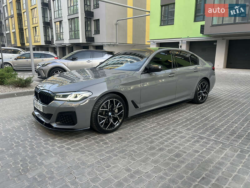 BMW 5 Series 2021