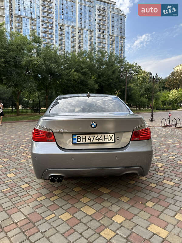 Седан BMW 5 Series 2004 в Одессе