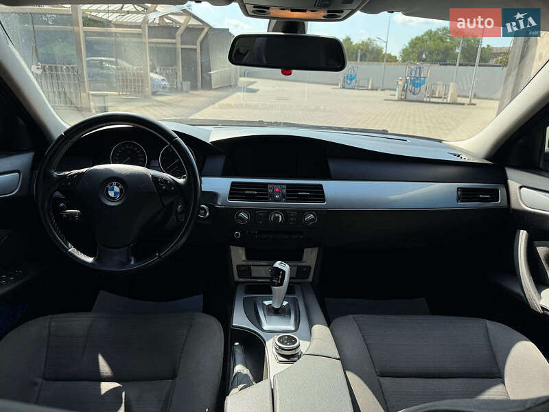 Седан BMW 5 Series 2008 в Запоріжжі