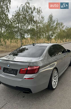 Седан BMW 5 Series 2013 в  фото 8 Седан BMW 5 Series 2013 в