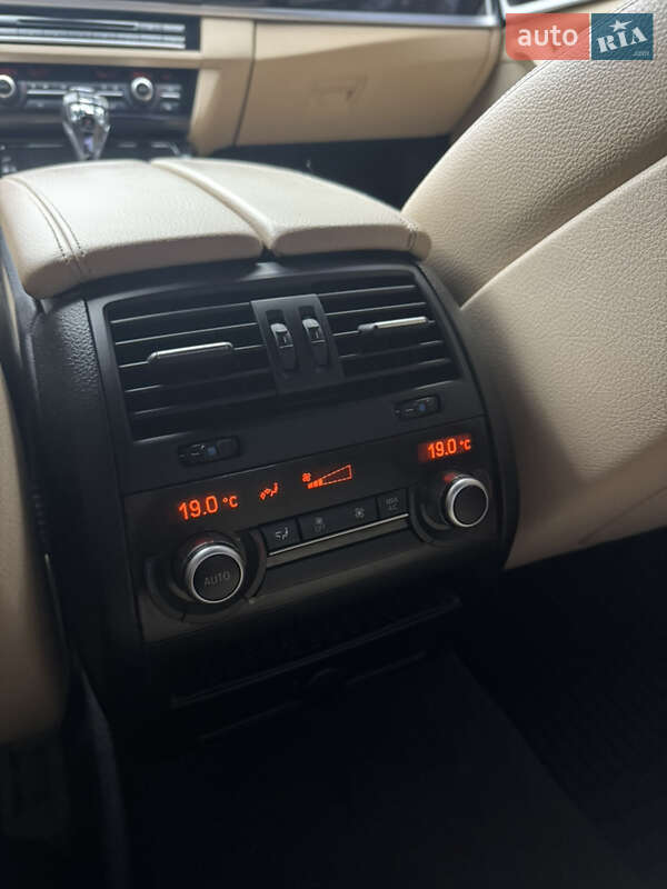 Седан BMW 5 Series 2013 в Запоріжжі