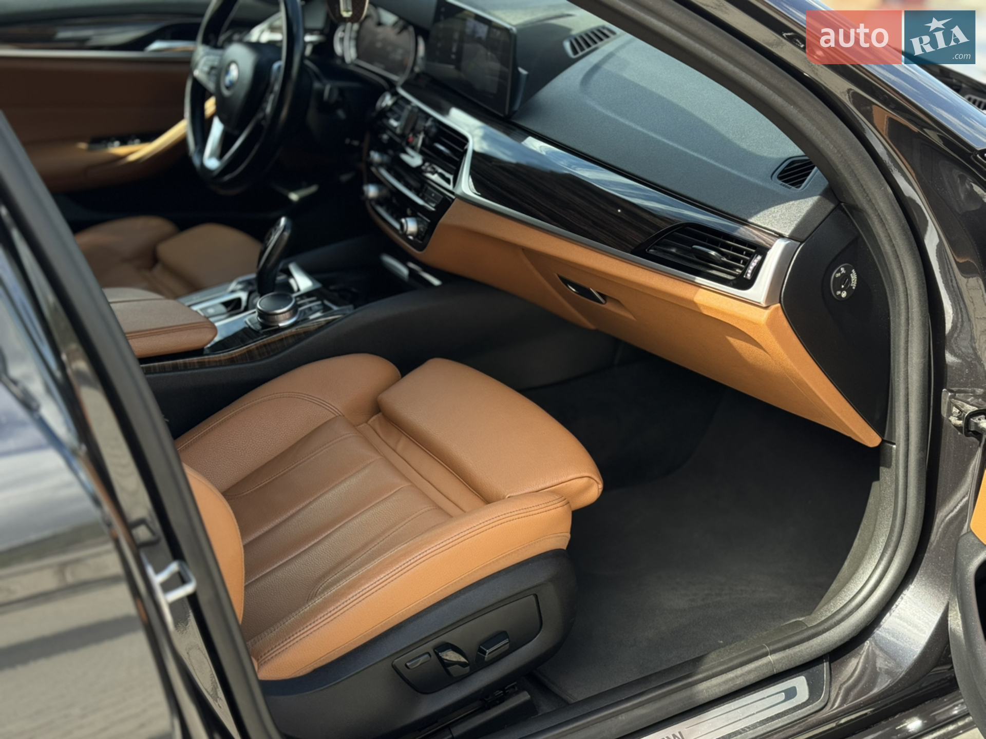 2017 BMW 5er - мініатюра 22